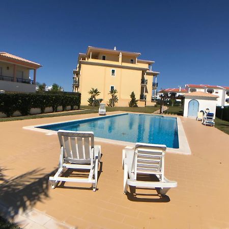 Oura Beach T1 Apartment Coral , Close To The Strip, Swimming Pool, Wi Fi, A/C アルブフェイラ エクステリア 写真